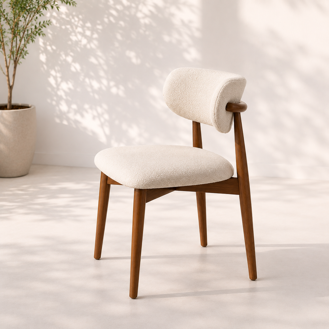 Dining Table Set – 4 Chairs (120 cm Diameter)