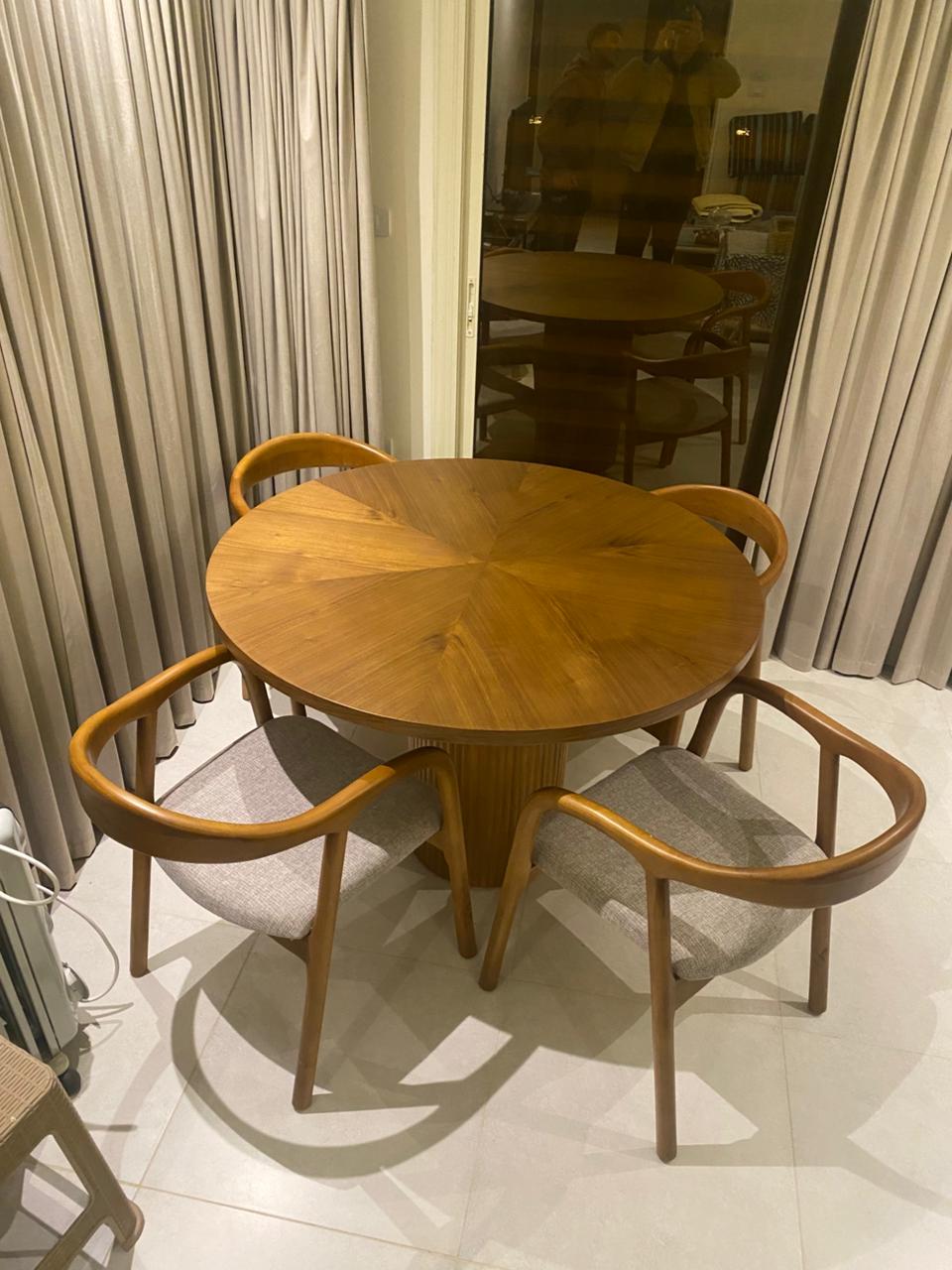 Round Dining Table Set – 4 Chairs (120 cm Diameter)