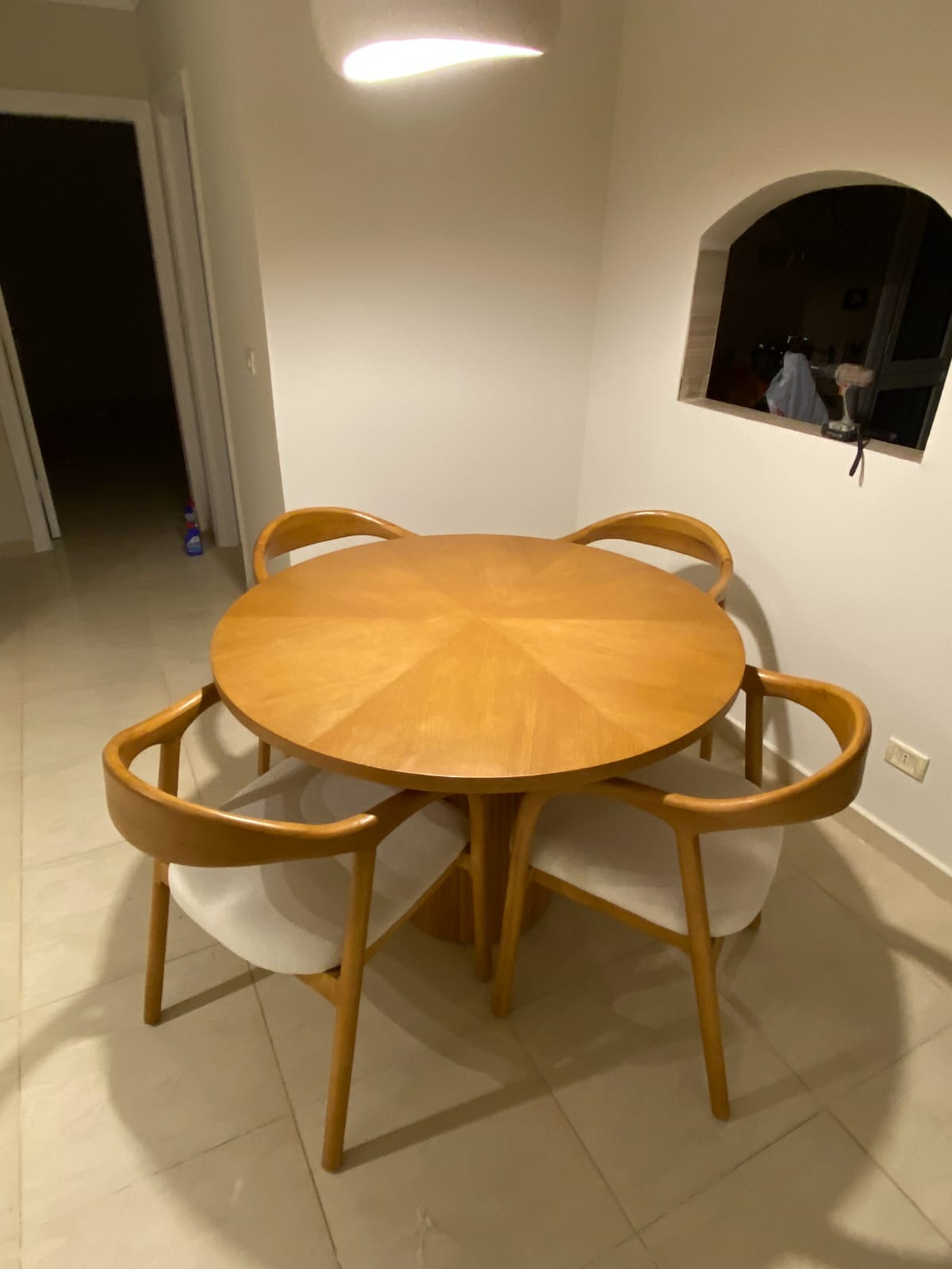 Round Dining Table Set – 4 Chairs (120 cm Diameter)